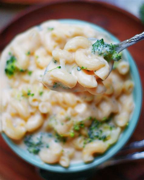 Creamy Broccoli Mac Cheese Southern Discourse