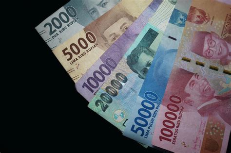 rupiah banknotes stock  images  backgrounds