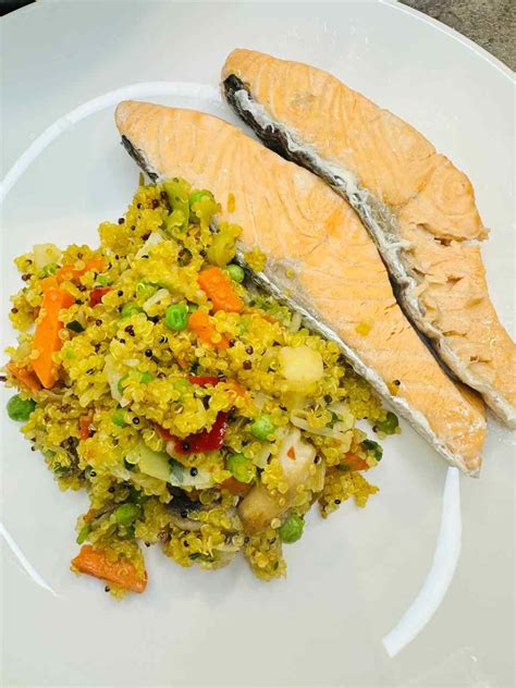 Ged Mpfter Lachs Mit Gem Se Quinoa