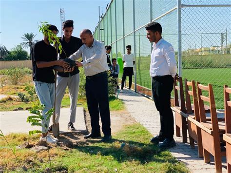 حملة تشجير تطوعية لزيادة المساحات الخضراء في جامعة البصرة جامعة البصرة