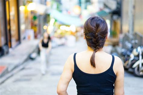 Overexposed Hong Kong Enthusiasts Risk Arrest To Photograph Naked Models In Public Places For