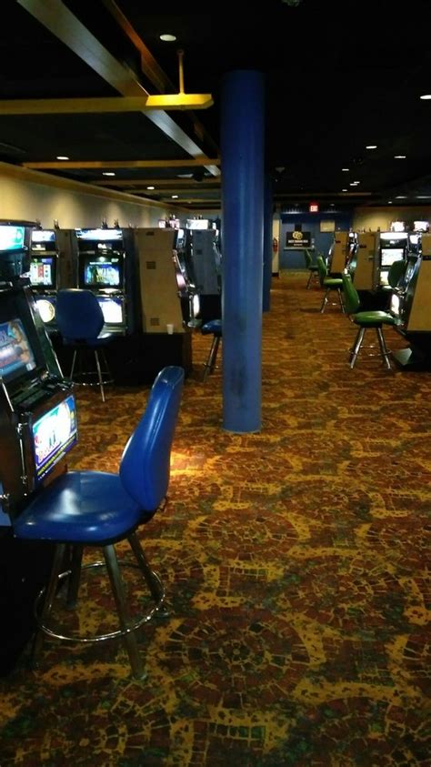 Argosy Casino Alton - 19 Reviews - Casinos - 1 Piasa St, Alton, IL ...