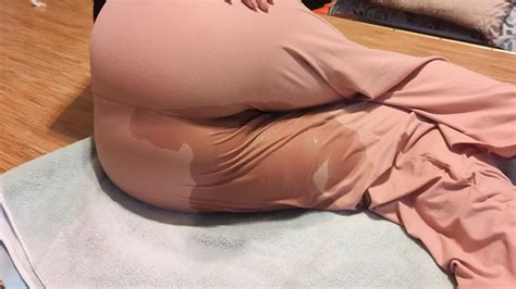 Free Peeing Pants Porn Videos XHamster