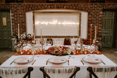 Cosy Modern Candlelit Terracotta Wedding Ideas