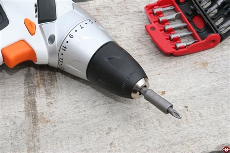 Test de la perceuse-Visseuse Dexter Power IC144LCD - Zone Outillage