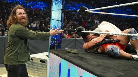 WWE Intercontinental Title Match Set For Next Week S SmackDown