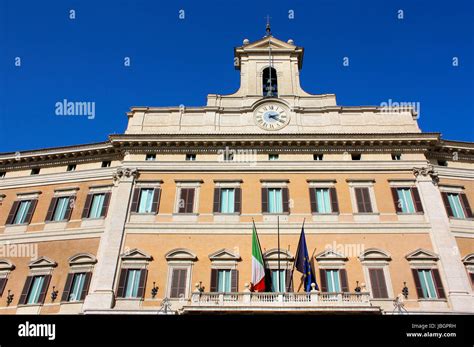 palazzo montecitorio in rome Stock Photo - Alamy