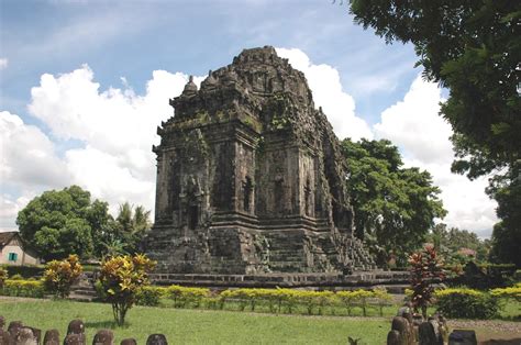 Beautiful Indonesia: KALASAN TEMPLE, YOGYAKARTA, INDONESIA