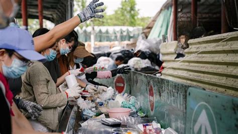 La plastica riciclata può contenere pesticidi farmaci e altre sostanze