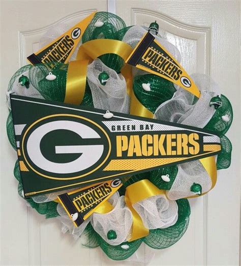 Green Bay Packers wreath $75.00 Sports Wreaths, Mesh Wreaths, Packers ...