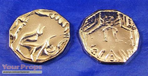 The Hobbit The Desolation Of Smaug Smaug Treasure Horde Coins Replica