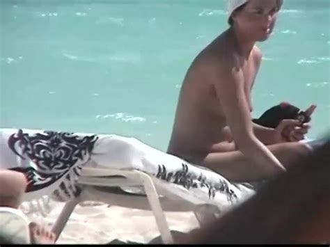 Girls Going Crazy Nude Beaches Distinctive Movies Adult Dvd Empire