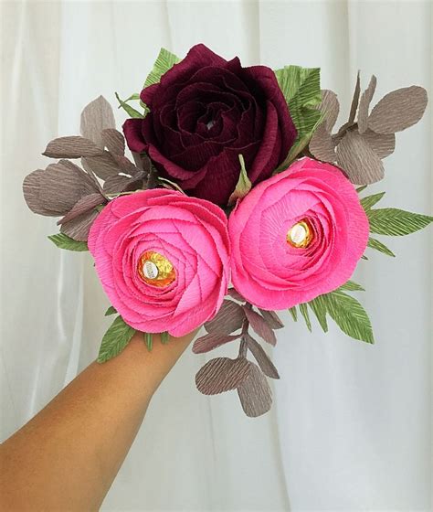 Pin by Светлана Красных on цветы | Paper flowers, Paper flower backdrop ...