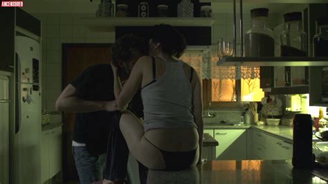 Simone Iliescu Nude Pics Pagina 1