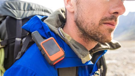 How To Choose A GPS Device For Hiking Advnture