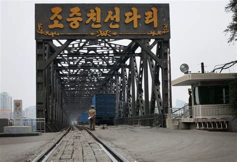 China Built A Bridge To Nowhere In North Korea Business Insider