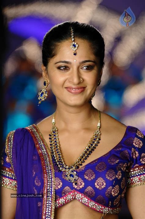 Anushka Latest Hot Stills Photo 21 Of 54