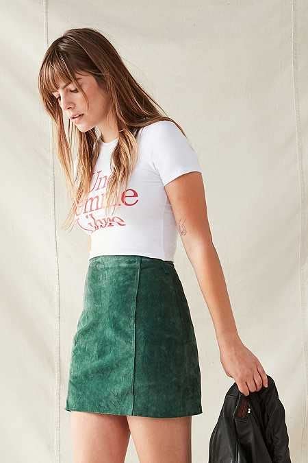 Vintage Suede Mini Skirt In 2024 Suede Mini Skirt Miniskirt Outfits