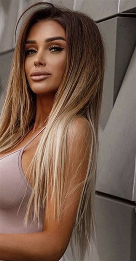 Blonde Hair With Brown Roots Dark Roots Blonde Hair Balayage Balayage