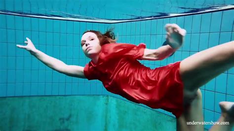 Avenna Babe Underwater