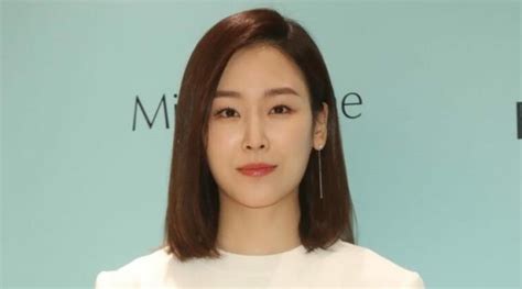 Seo Hyun Jin Bio Profile Facts Age Boyfriend Ideal Type