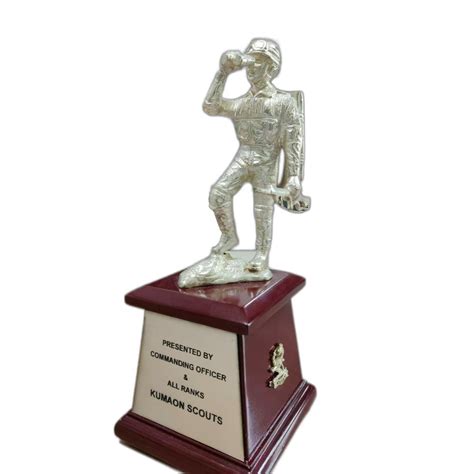 White Brass Military Solider Statue Momento Trophy Size 6 Inch L At