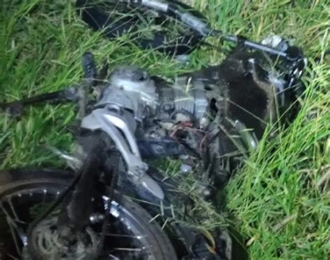 Homem Morre E Duas Pessoas Ficam Feridas Após Acidente Entre Motos E