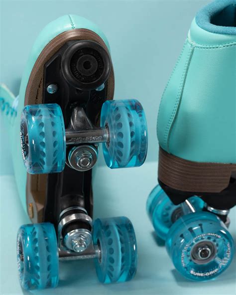 Sure Grip Fame Roller Skates Aqua Dream Shop At Roll Skate Studio