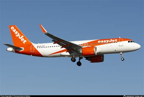 HB AYP EasyJet Switzerland Airbus A320 251N Photo By Florencio Martin