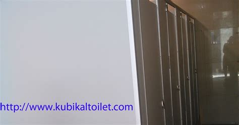 Partisi Toilet Phenolic Accesories Pivot Stainless Steel Kubikal