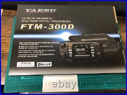 Yaesu Ftm D W C Fm Fdma Fm Mhz Dual Band Transceiver