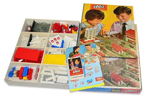 LEGO 810-4 Town Plan | BrickEconomy