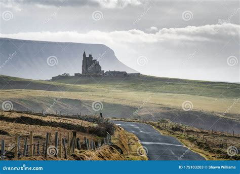 MULLAGHMORE, IRELAND-AUGUST 31, 2016: Panorama Of Mullaghmore Ha ...