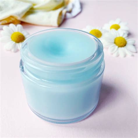 Naturkosmetik Handcreme Selber Machen Mit Blauer Kamille Aus Zutaten