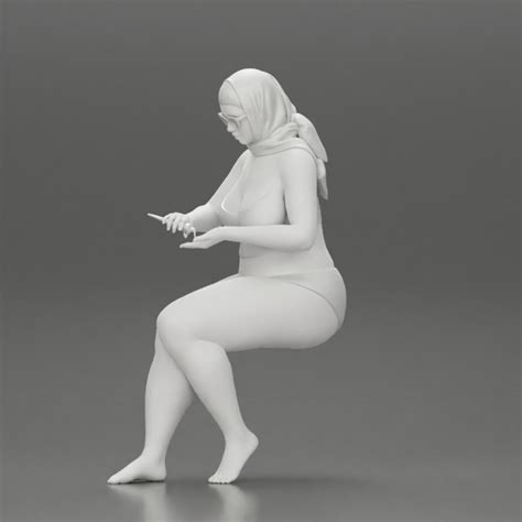 3D Printable Sexy Fat Woman In Bikini Summer Scarf In The Beach Putting Sunscreen By 3DGeschaft