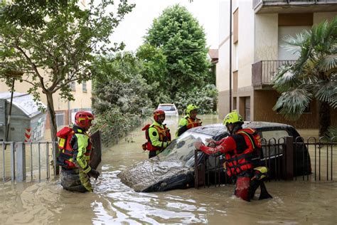 Inundaciones En Italia Estiman Que Los Daños Equivalen A Miles De