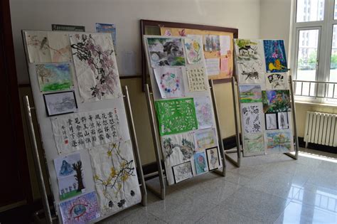 双菱中学举办“春天的畅想”学生美术作品展 天津市双菱中学 站群网站发布