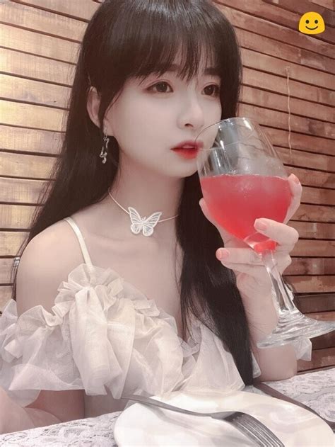 LINK Clip Mèo 2k4 ăn kem cùng Bé Chanh cực HOT