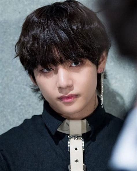 Pin By Laura H On My Idols Hehe Fake Love Taehyung Kim Taehyung