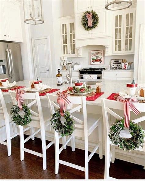 Popular Christmas Decor Ideas For Kitchen Island Hmdcrtn