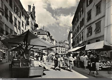 Bolzano Piazza Delle Erbe