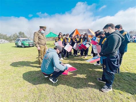 Parral Carabineros despliega campaña volantín seguro previo a