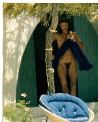Jackie Kennedy Sun Bathing Nude Porn Pictures Xxx Photos Sex Images Pictoa