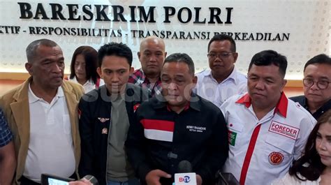 Terang Terang Hina Dan Rendahkan Jokowi Relawan Laporkan Rocky Gerung