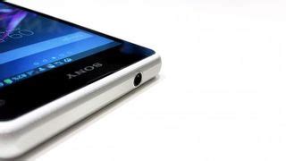 hands  images sony xperia  compact review page  techradar