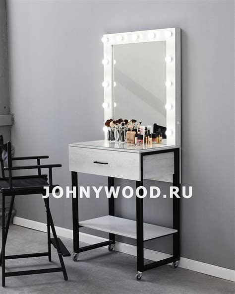 Ну красотка же! 😍 Контрастная гримерная станция чёрный каркас + «Бетон ...