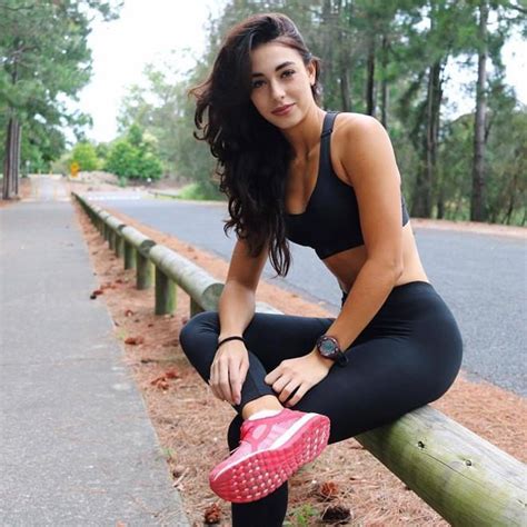 Thời chưa nổi tiếng các hot girl MXH có nhan sắc ra sao