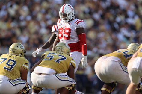 Ole Miss Jj Pegues Ladarius Tennison Prepare To Take On Former Team