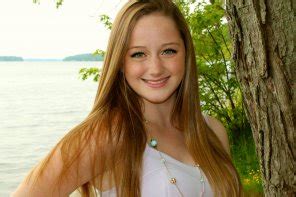 Green Eyed Amateur Porn Pic