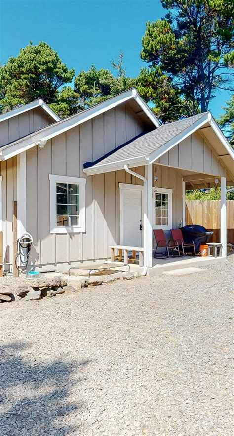 Florence Vacation Rentals, Beachfront Cabins & Condos | Vacasa